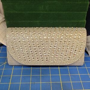 Elegant Silver Clutch Bag 8x4x2 New